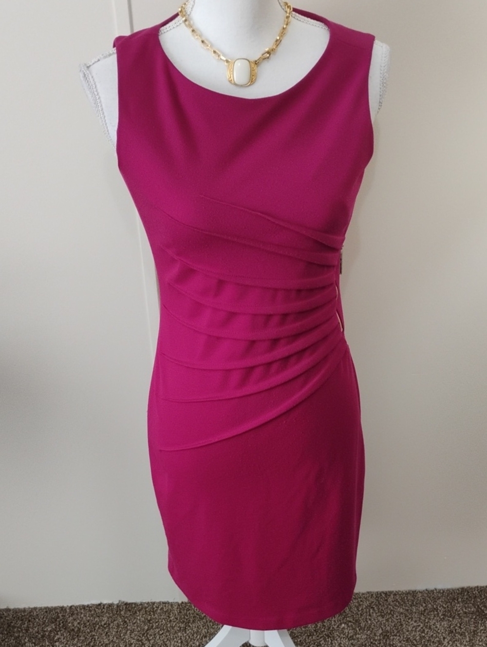 Ivanka Trump Fuchsia Sleeveless Ruched Sheath Dress